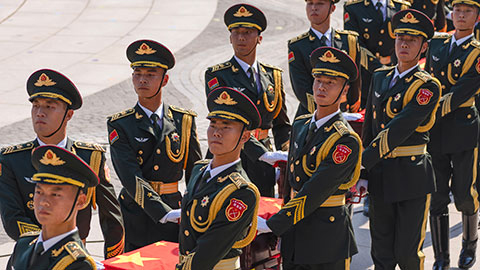 ɽ��������һ�w����