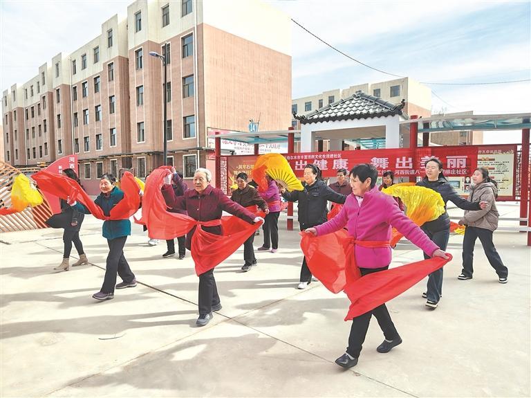 x͡ʮ塱 ĸVƪ߻ ׃ճůҸܴa