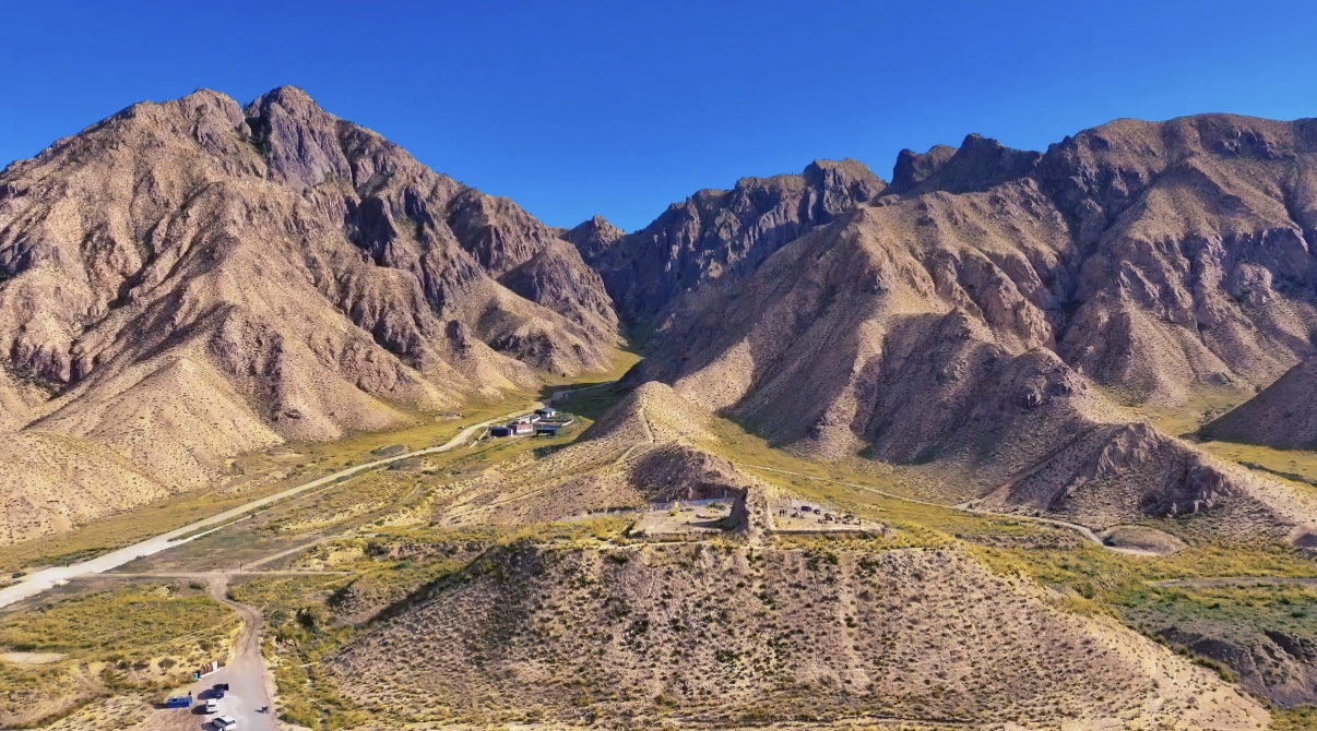 ��ˮĹȺ����˯����ظ�ԭ�z·֮�ϵĹ�Ĺ����