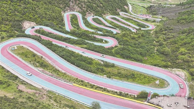 x͡ʮ塱 ĸVƪ̤ 䁾̹;f񡪡ʮ塱l(f)չɾѲY֮