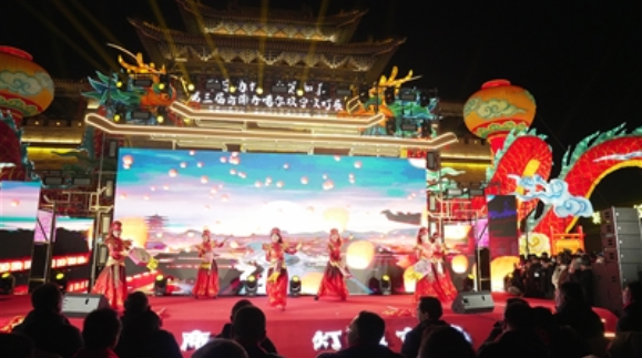 �������p��չ�L�ͺ����D��