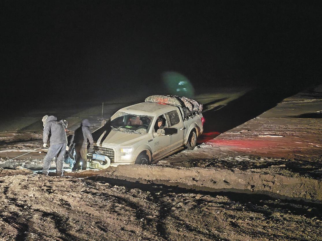 ���´��߻��ӡ�2��9�����K������̖���������M(j��n)ɽ��Ѳ�o(h��)�ɿ������