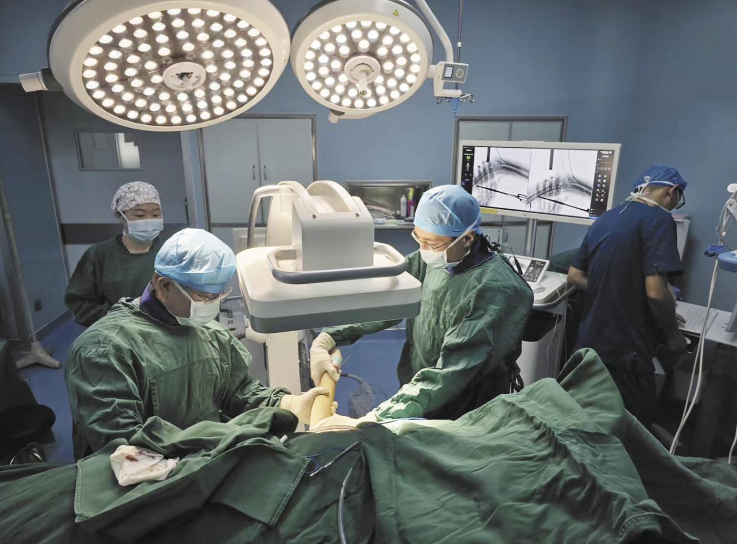 ���ɕ��؄e���������һ���H����Խɽ���ġ��t(y��)����