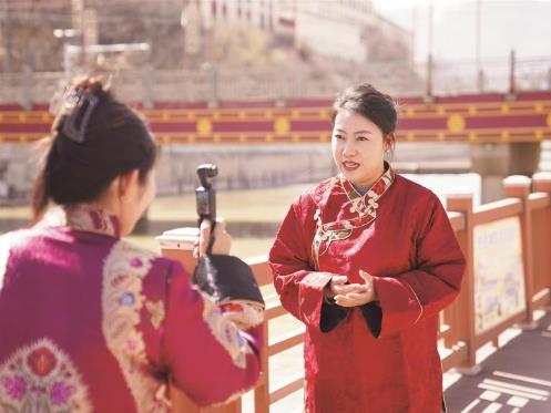 ��ý���� ̽�L����ɫ�ȵء��l(f��)չ��ƪ 2026������ͬ�ʡ�ý�w�л�ӆ���