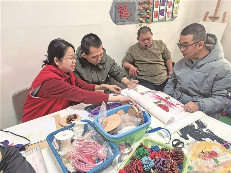 ��ӛ�ߎ͡�΢��Ը����Ŀ���ຣʡ���`�����a(ch��n)Ʒ���N(xi��o)· 35������W(xu��)�T�ġ�ָ�⽳�ġ����㿴Ҋ(ji��n)